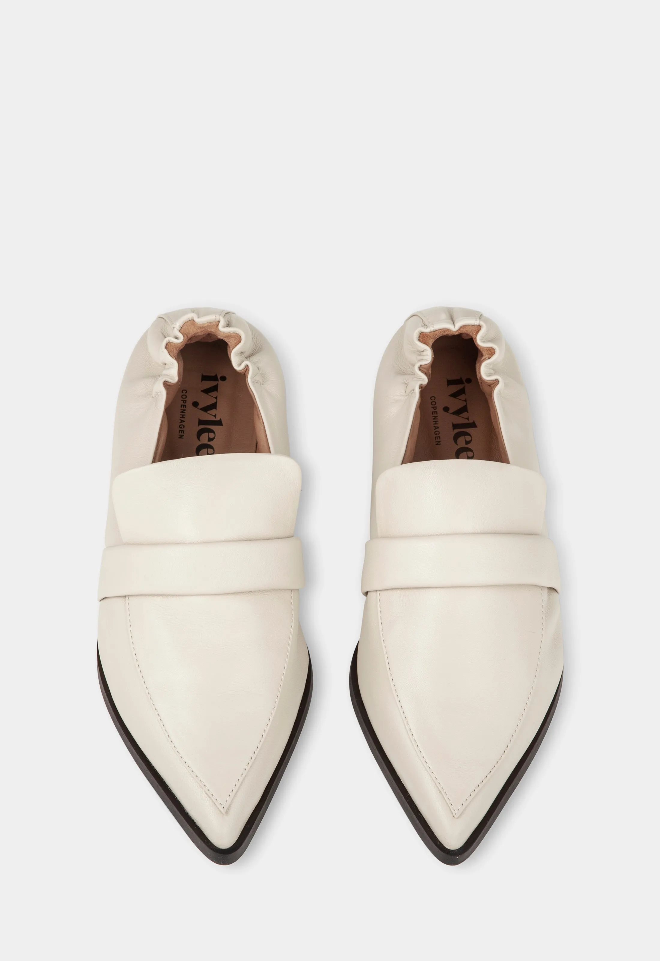 Demi - Cream