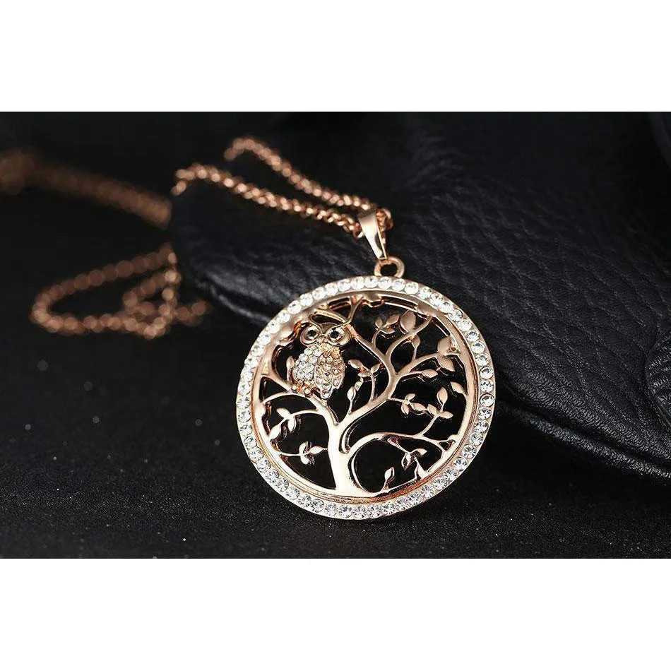 Luxurious Owl Crystal Necklace