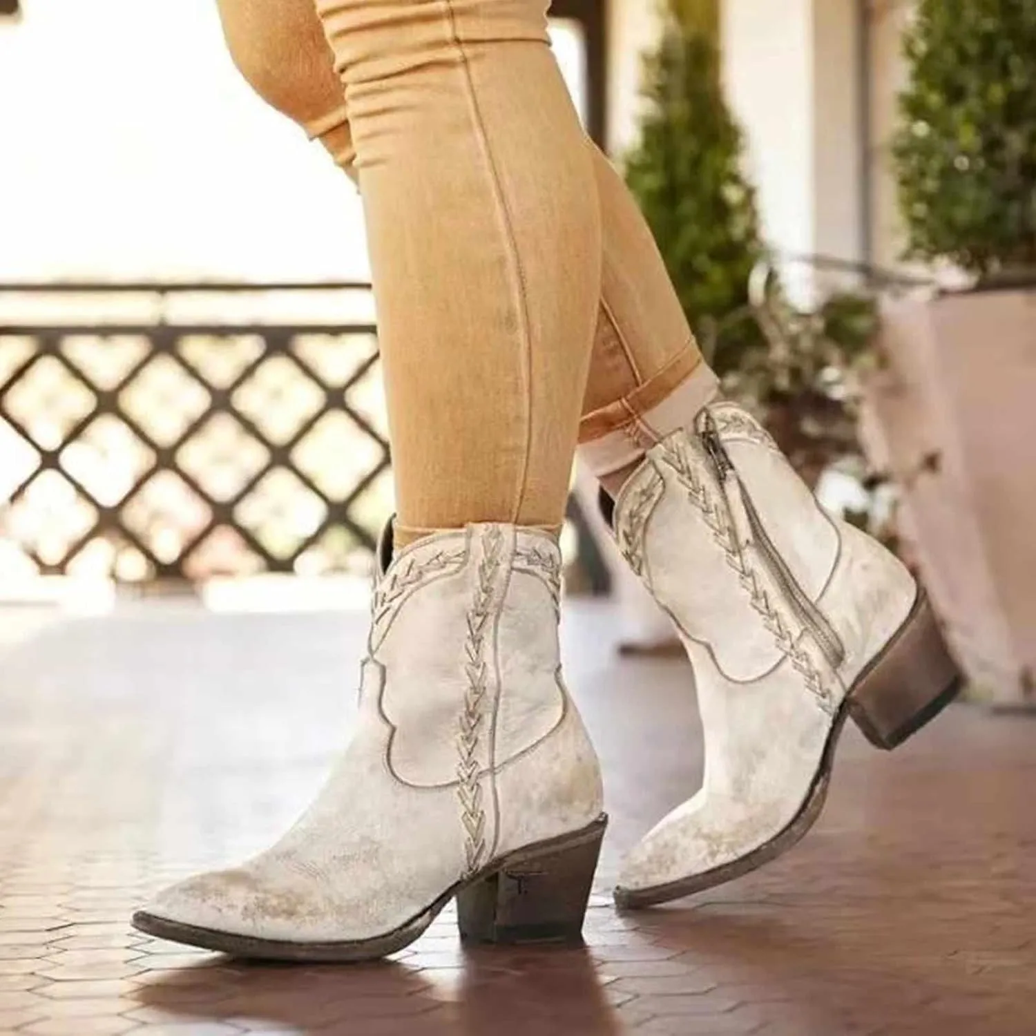 OMEARK Cowgirl Cowboy Boots for Women, Vintage Square Toe Faux PU Mid Calf Ankle Boots, Winter Short Boots Chunky Block Mid Heel Chelsea Western Booties Shoes