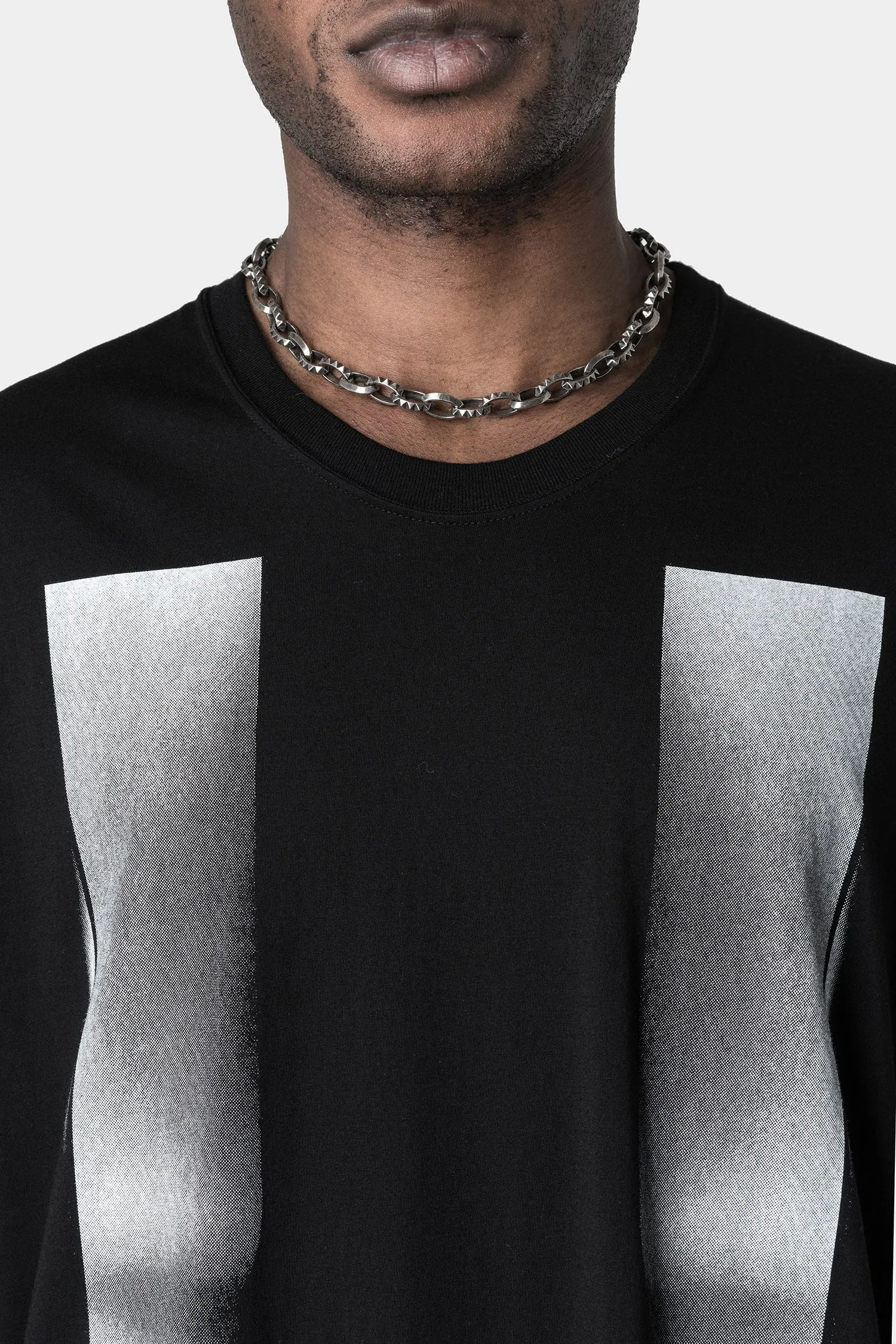 Studded chain necklace